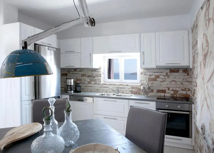 Alfa Luxury * Χρυσή Ακτή