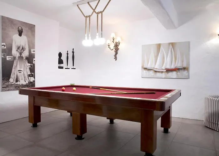 Alfa Luxury * Χρυσή Ακτή